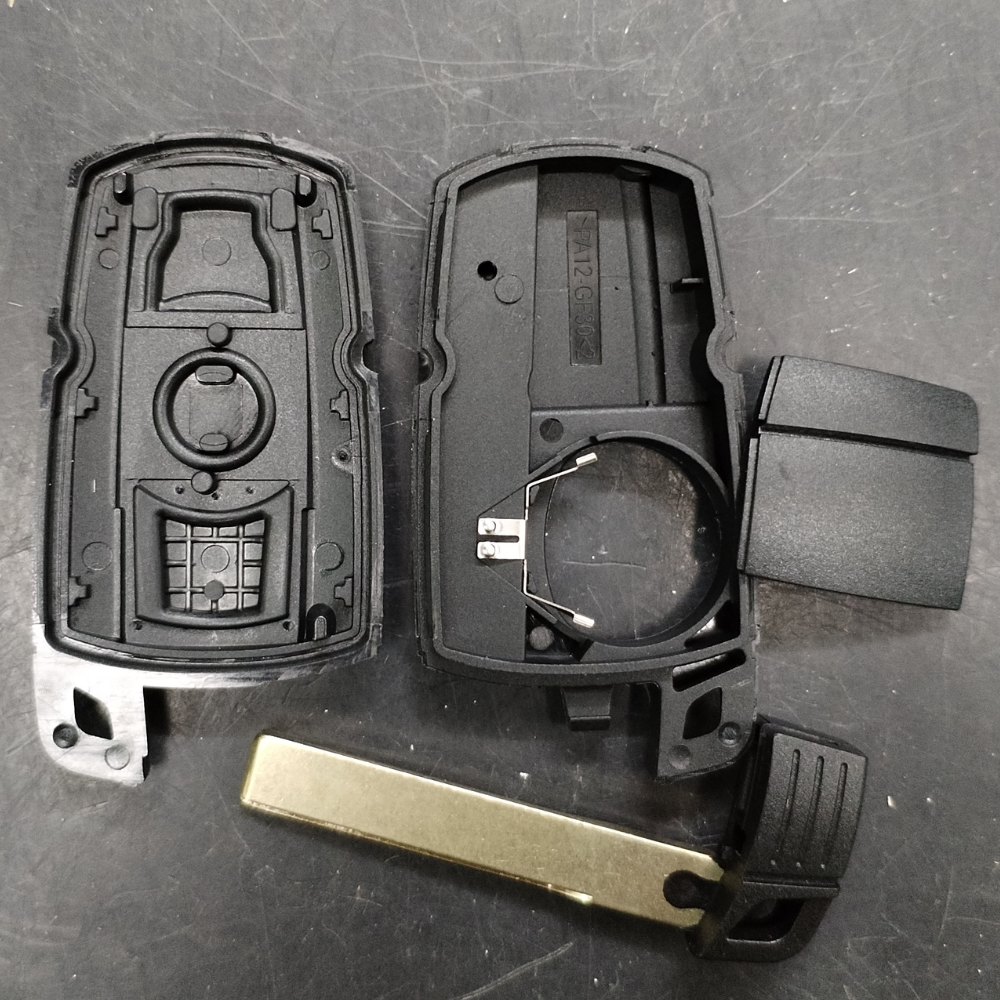 BMW BM-01 with Battery Cover Remote Control E60 Key Shell - Image 3