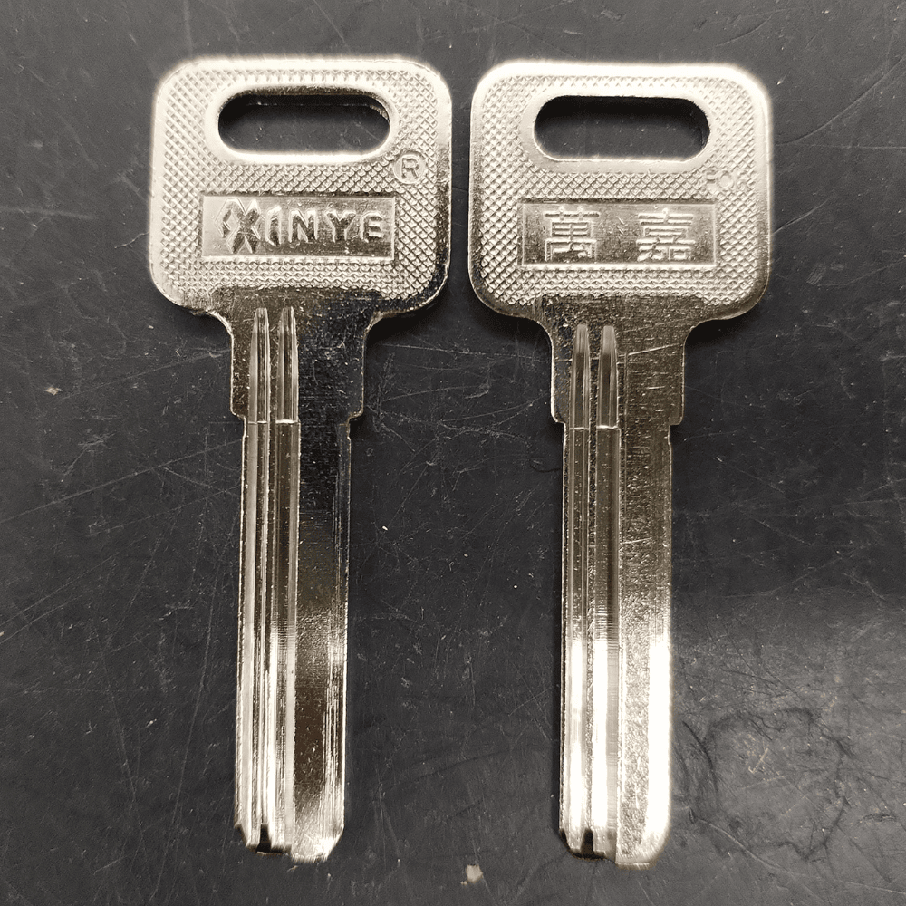 Dimple Key WJ 619 / 35, W8.75 x T2.27 x L35+8【619】大柄35万嘉 - Image 2